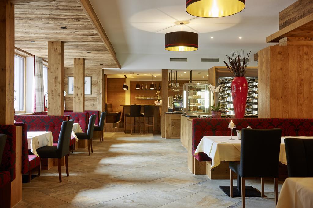 Hotel Alpenblume Damuels Bagian luar foto