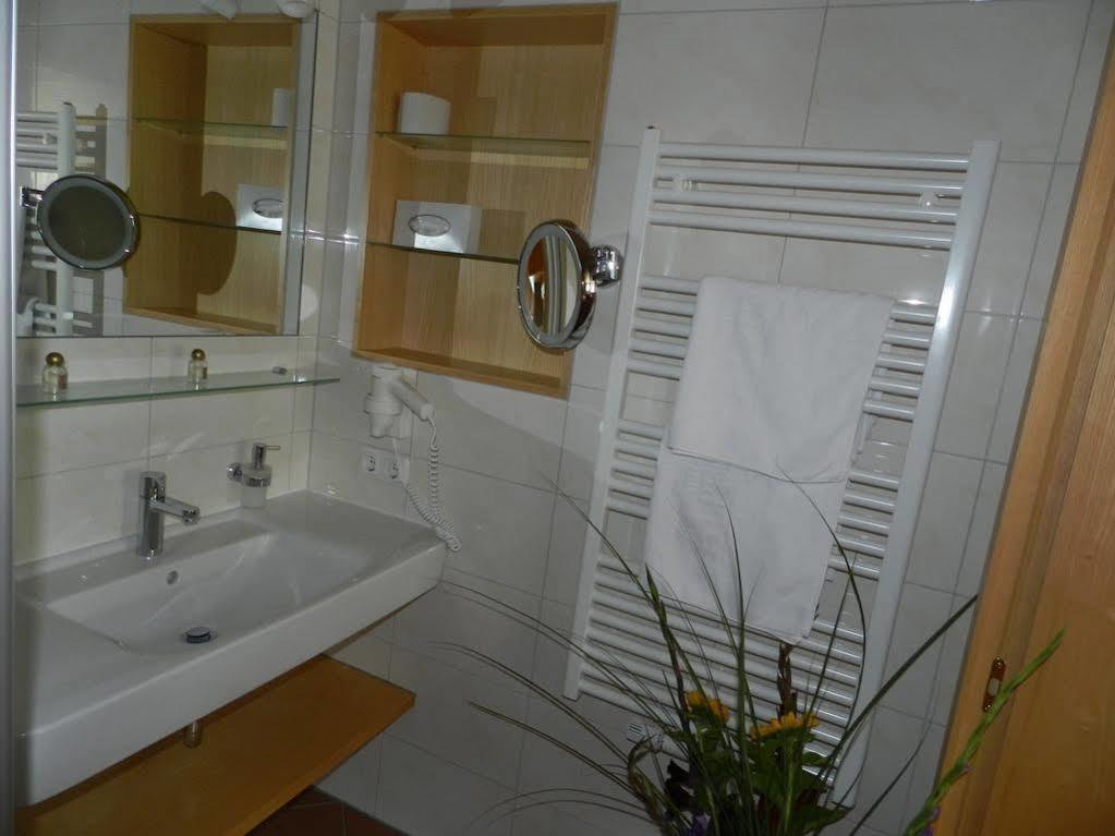 Hotel Alpenblume Damuels Bagian luar foto